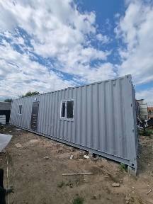 Жилые контейнера/ утепленные контейнера/пустые контейнера/бытовки