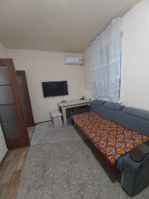 Сдам 1 комнатную квартиру в мкр Нурсат по суточно упакованная чистая