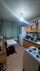 Продам 3х комн. У/П на 8микр.