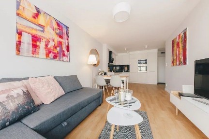 2-х комнатная квартира рядом с ТРЦ МЕГА и Атакентом