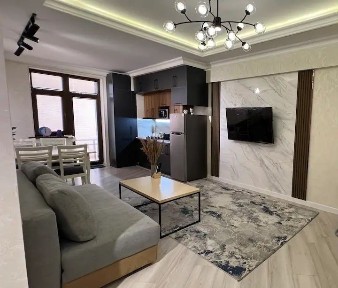 Сдается 2 ком квартира посуточно на батысе