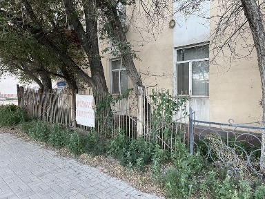 Продаю 3 комн кв с зем уч под офис-магазин. Возможен обмен на дом!