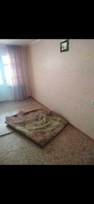Кентау қаласында орталығында тез арада 2 бөлмелі пәтер сатылады.