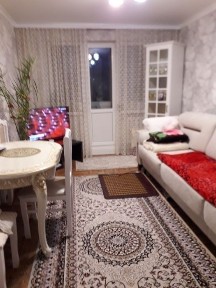 Продам 2х-комн квартиру 6мкр 25дом