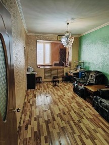 Продается 3х комнатная квартира 1 этаж. подьездный дом