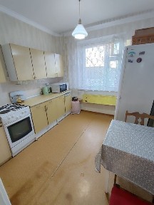 Продается 2-комн (9-45, 2 этаж)