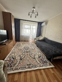 Сдам 1 комнатную квартиру ост. космос -101 бр.