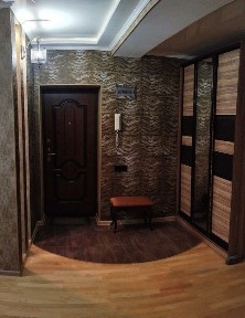 Продам трёхкомнатную квартиру