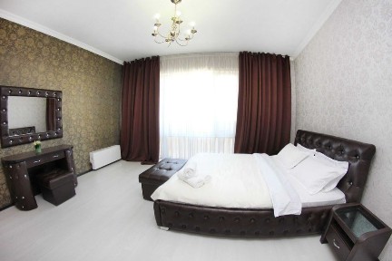 3-комнатная квартира в ЖК в районе ТРЦ Мега и Атакента