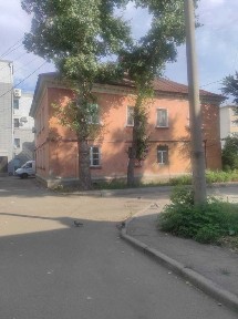 Продам 2-х ком. квартиру 1/2эт, 60кв. м, пр. Ауэзова д. 33