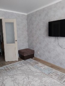 Продам 2-комнатную улучшенную квартиру