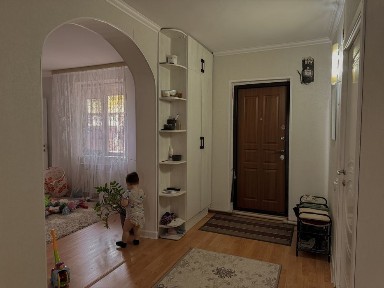 Продается дом с участком