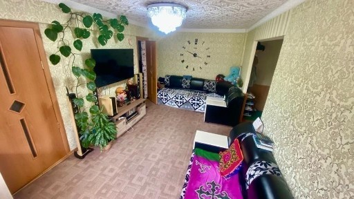 Квартира 3-х комнатную