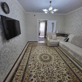 Продаётся 3 комнатная квартира в центре города