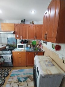 Срочно продам 2 комнатную квартиру 40 кв. м. турксибский район