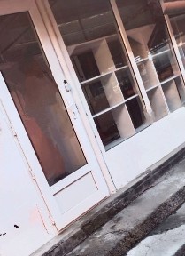Продам бутик возле торгового центра Даулет овощной рынок