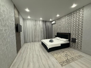 Посуточно 1 комн ЖК CENTRAL PARK 12 мкр