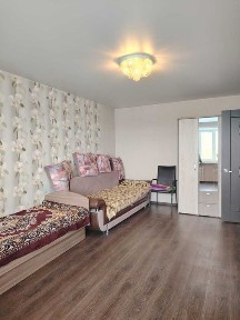 Продам 1,5 квартиру кирпич, 35 кв. м, 7/9эт, ул. Тихая 13/1