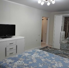 1комнатная в центре. Абая