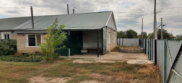 Продам дом на 2хозяина. поселок К. Нокина