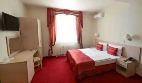 Уютные 2-хкомнатные. Чисто, без запаха. Низкие цены. Парковка бесплатная