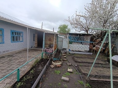 Продам дом. Участок 4 сотки.