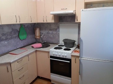 Сдам 2-х комнатную для командировочных.