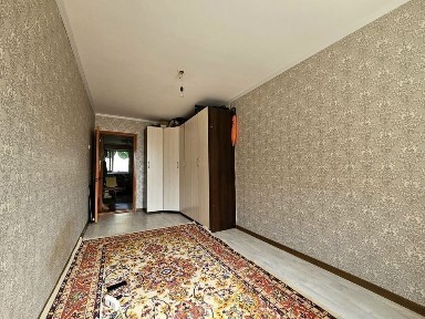 Продам 2 ком. Кв. 2-этаж. Мира-67