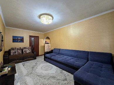 Продам 3 комнатную квартиру мкр Алмагуль