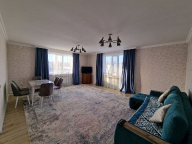 Продам Новый дом в п. Нура (в центре)
