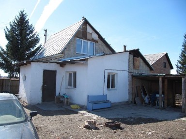 Дом 3х-комн кирпичный, двухэтажный в СТ Звезда за понтонным мостом.