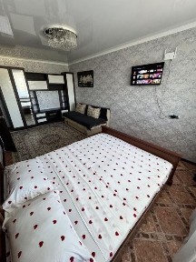 1 комн. Квартира на бр. Жубановых (красный крест)