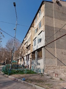 Продаю 2-х комнатная квартира, на 4 этаже 77-серия