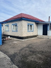 Продаеться дом.