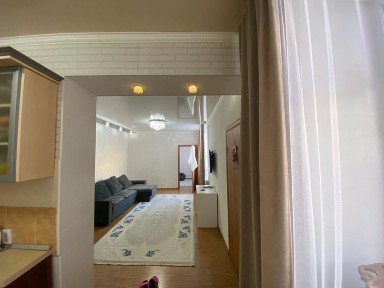 Продам 3 комнатную квартиру