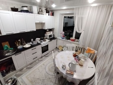 Продам 2 ком улучшенная квартира