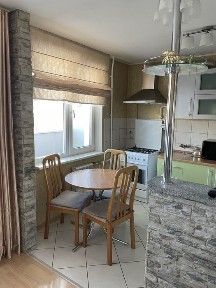 Продам трехкомнатную квартиру улучшенной планировки ухоженная, теплая