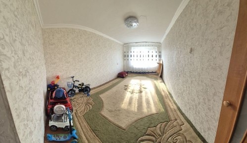 Екі бөлме үи сатылады