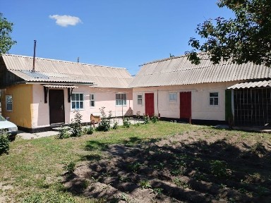 Продается хороший, уютный дом. (Бурное)