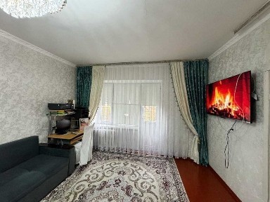 1-комнатная кв. на 2-этаже, ул. Сыпатай батыра 2А район Гранд базар