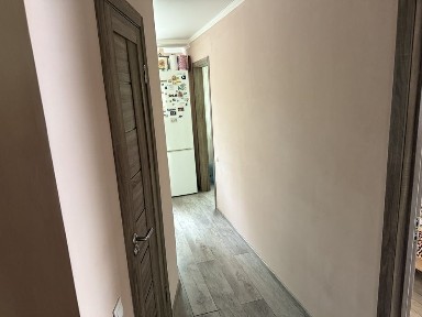 Продам трехкомнатную квартиру