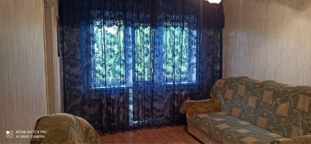 Продам 2-х ком. квартиру 3-6-3эт. в центре!