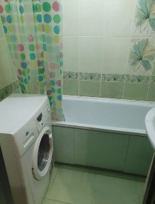 2 ком квартира посуточно и по часам в центре есть wi-fi