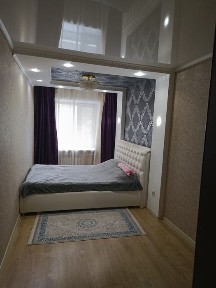 Трёшка центр Цум, Март