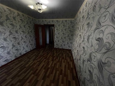 Продам 2-х комнатную квартиру на 4 микрорайоне