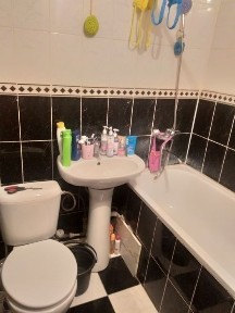 Возьму в квартиру 2-3 девушек