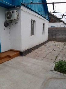 Продаю дом удобный для жилья и ведения хозяйства. Кордай Шевченко 93