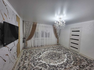 Продам 3 комнатную Свечка 6 микрорайон