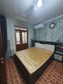 Продам двух комнатную квартиру