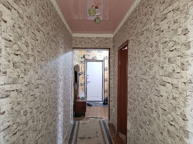 Продам 3х комнатную квартиру+ гараж.